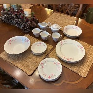 Vintage Hebei Porcelain China Elegant Floral 21 Piece Dinnerware Set